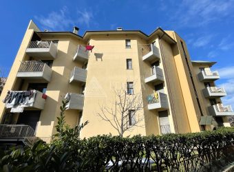 Pegazzano – Ampio 4 vani con tre balconi, cantina e posto auto assegnato