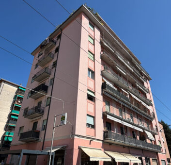 Pegazzano – grande trilocale con balconata