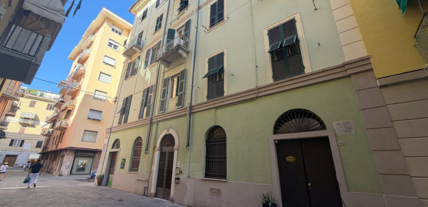 Centro storico – ampio e suggestivo 2,5 vani a destinazione ricettiva