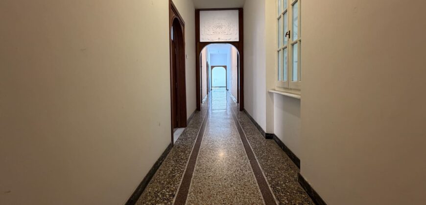 Colli – elegante 6 vani in bel palazzo primi ‘900