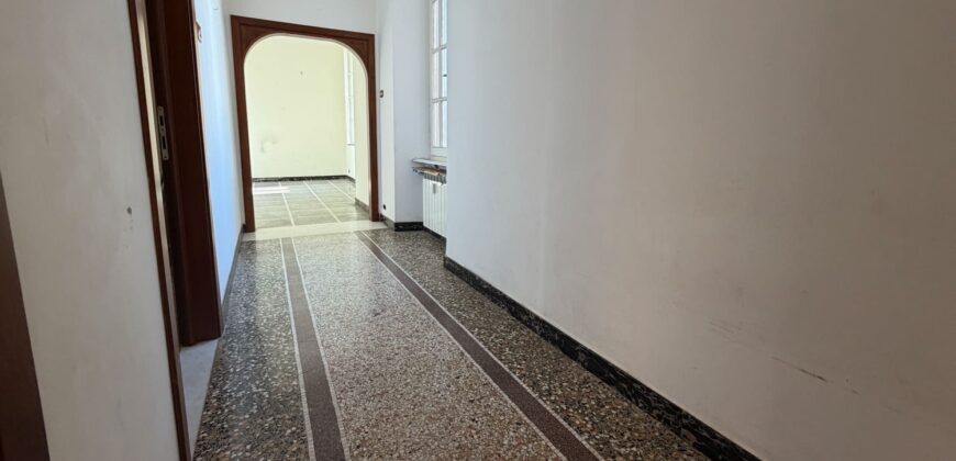 Colli – elegante 6 vani in bel palazzo primi ‘900