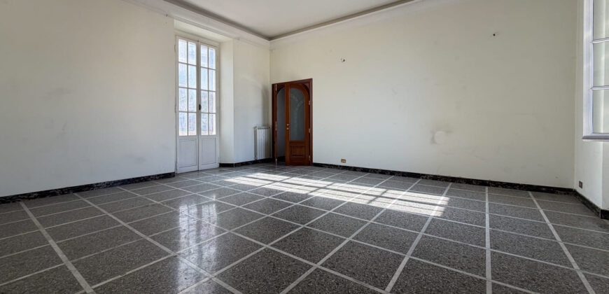 Colli – elegante 6 vani in bel palazzo primi ‘900