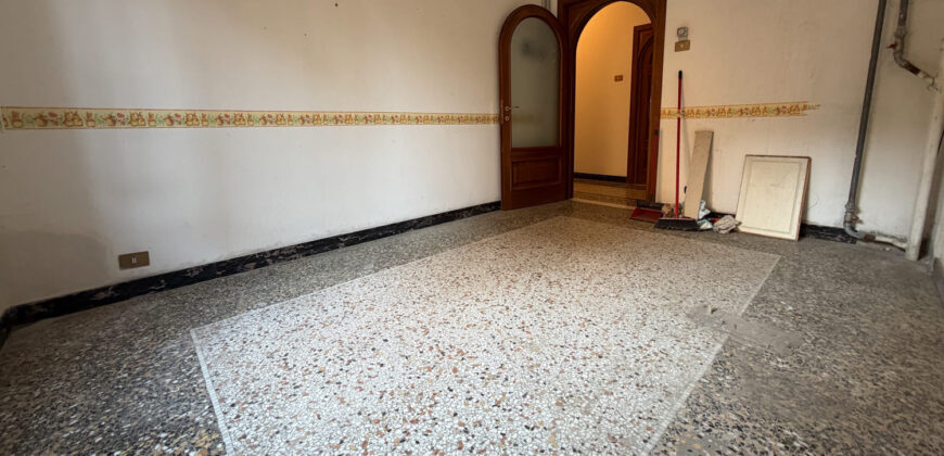 Colli – elegante 6 vani in bel palazzo primi ‘900