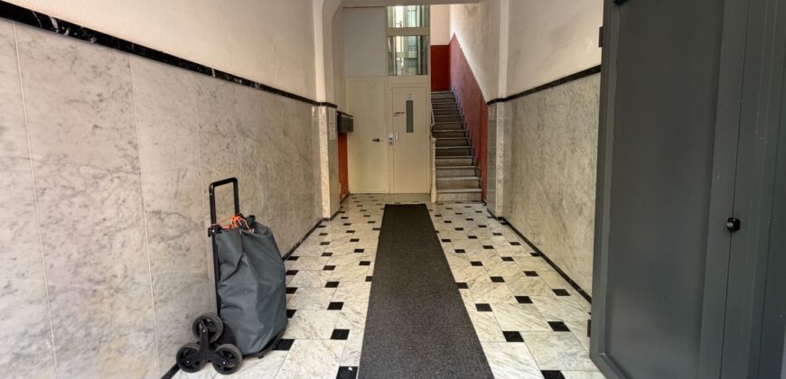 Centro storico – pregiata rifinitura, 4 vani con balcone