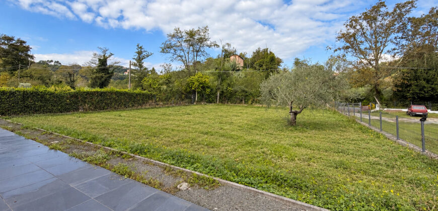 Ressora di Arcola – pregiata indipendente 4 vani con ampio terreno