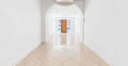 Via Prione – fondo commerciale di 70 mq. con bagno e corte