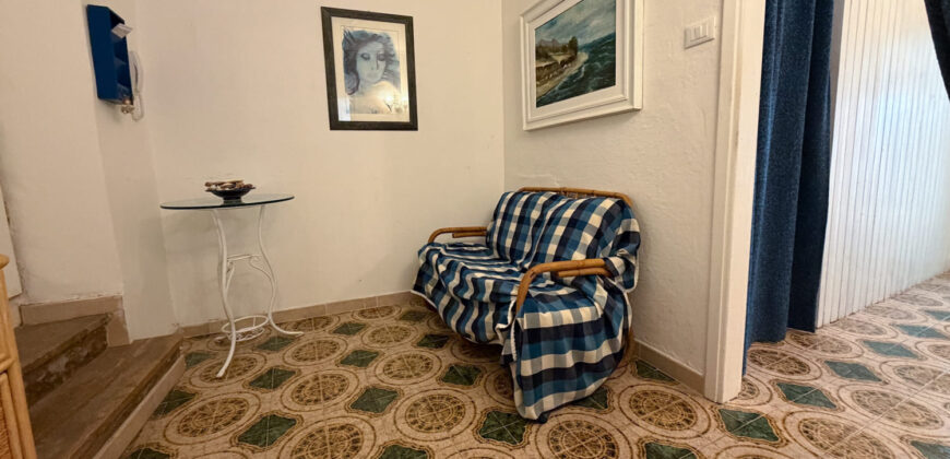 5 terre – Riomaggiore – ampio trilocale con terrazza vivibile