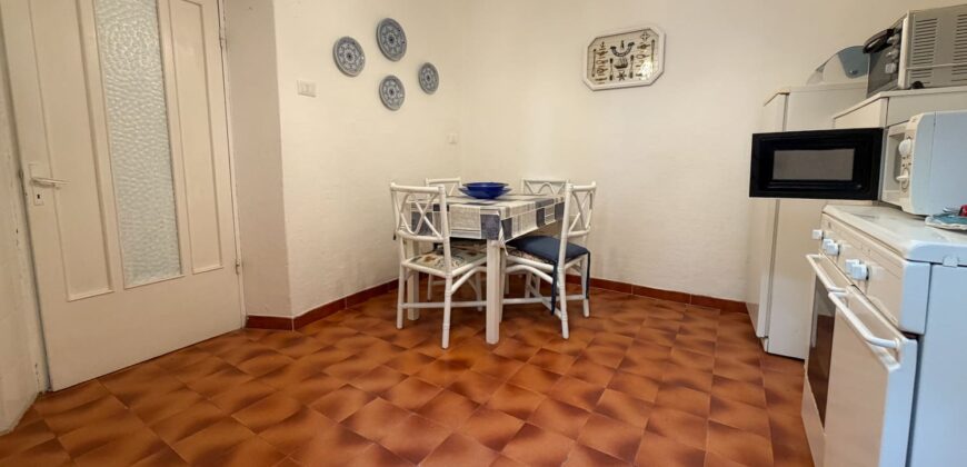5 terre – Riomaggiore – ampio trilocale con terrazza vivibile