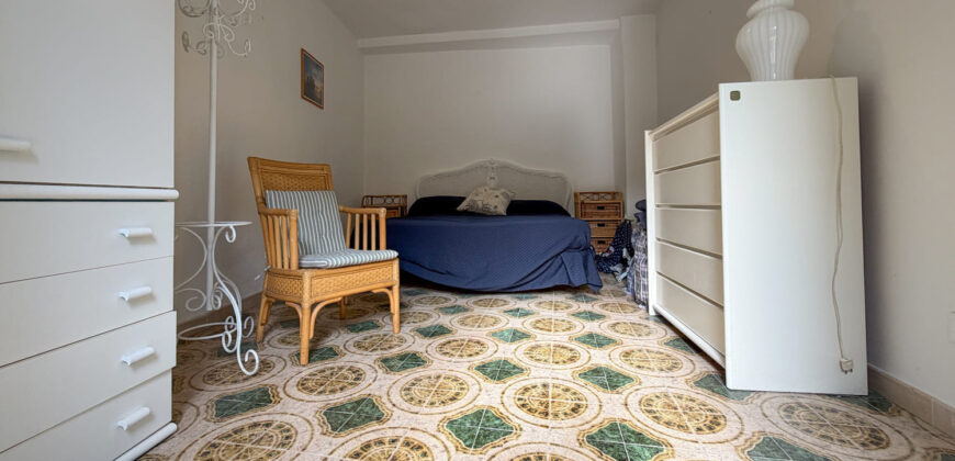 5 terre – Riomaggiore – ampio trilocale con terrazza vivibile