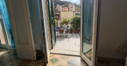 5 terre – Riomaggiore – ampio trilocale con terrazza vivibile