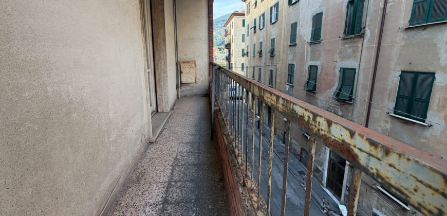 La Scorza – grande 5 vani con balconata