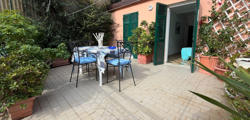 5 terre – Riomaggiore – ampio trilocale con terrazza vivibile