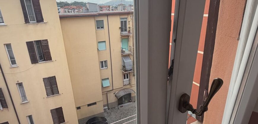 Migliarina – stupendo appartamento di ampi 3,5 vani con 2 balconi, ballatoio e terrazza a tasca